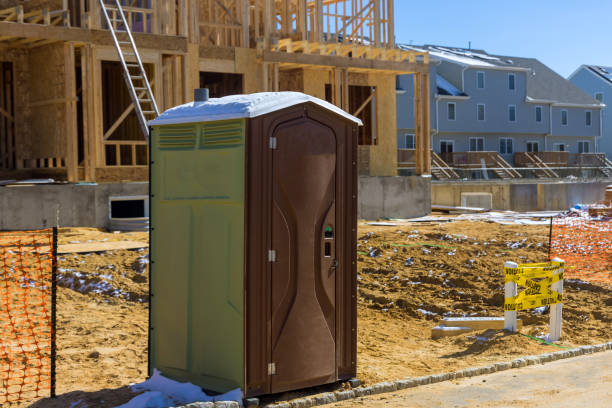 Portable Toilet Options We Offer in Harwich Center, MA